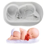 Sovende baby med bamse silikonform