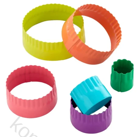 Wilton Tosidig utstikkersett rund og volanger - Rund - pk/6